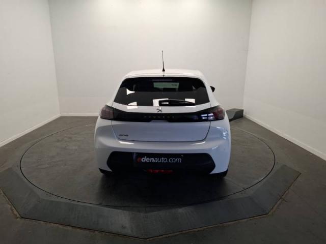 Peugeot 208 image 1