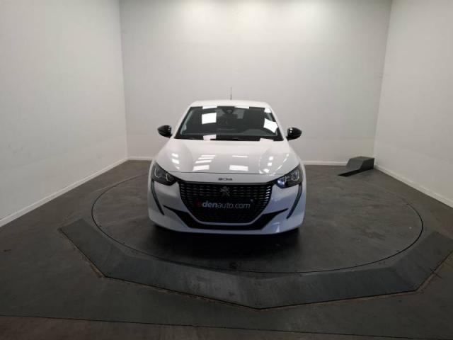 Peugeot 208 image 6