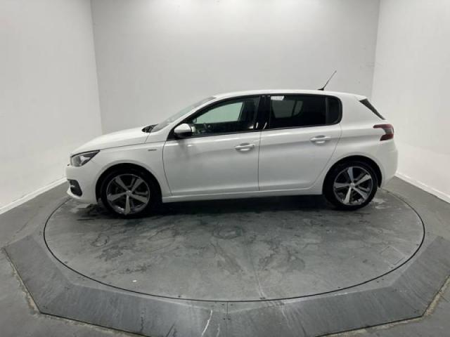 Peugeot 308 image 2