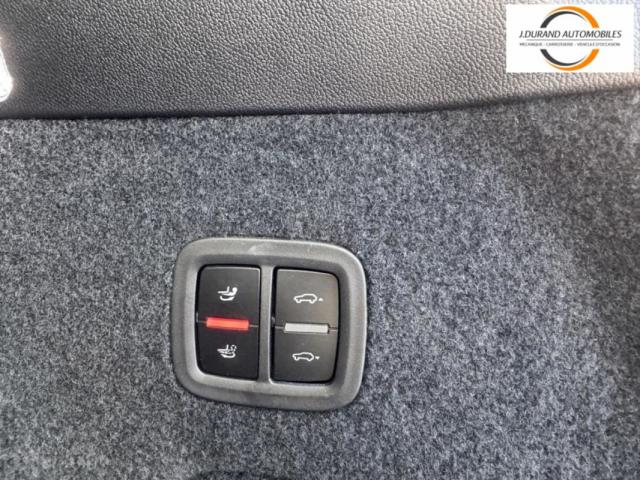 Porsche Cayenne image 2