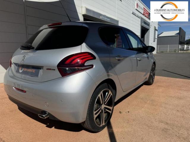 Peugeot 208 image 2