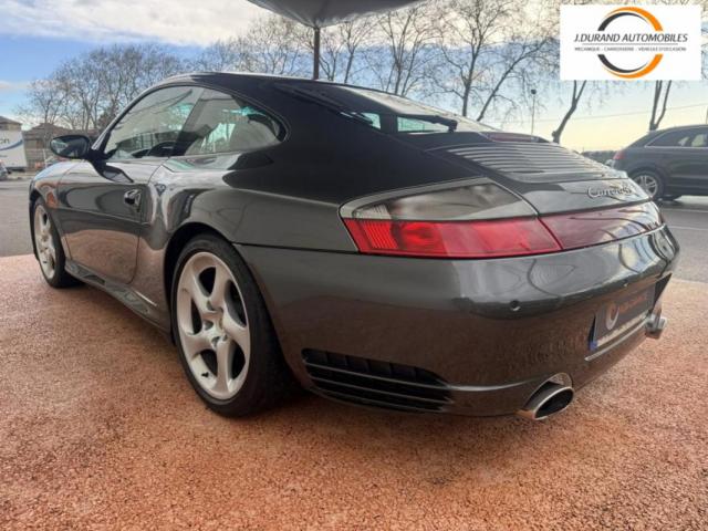 Porsche 911 image 2