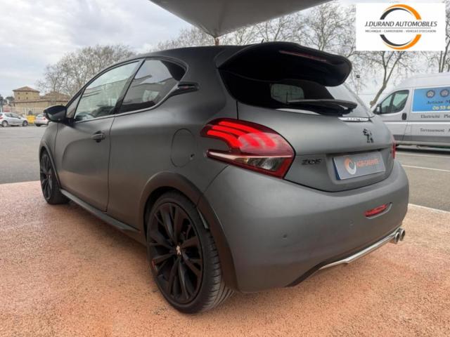 Peugeot 208 image 9