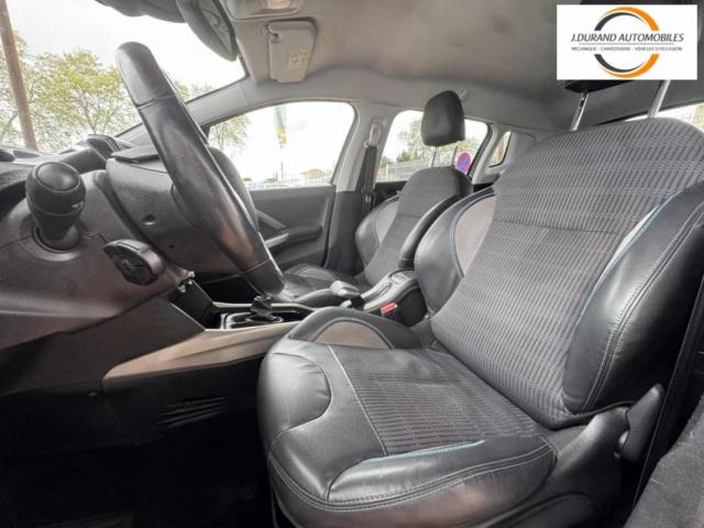 Peugeot 2008 image 8
