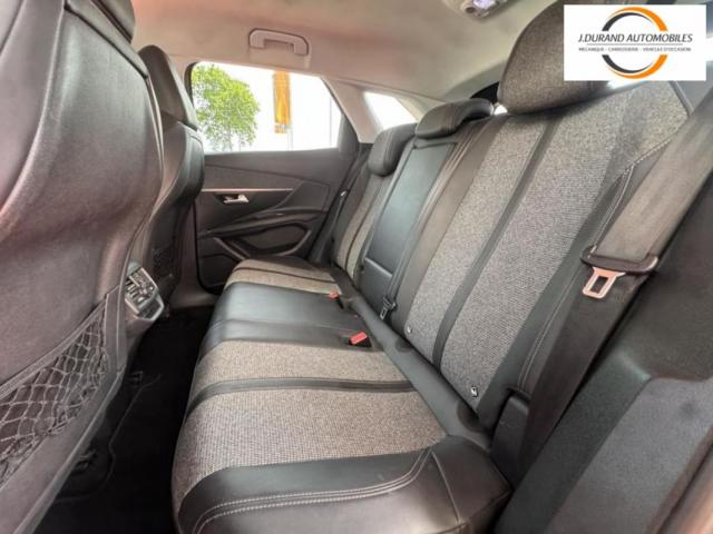 Peugeot 3008 image 3