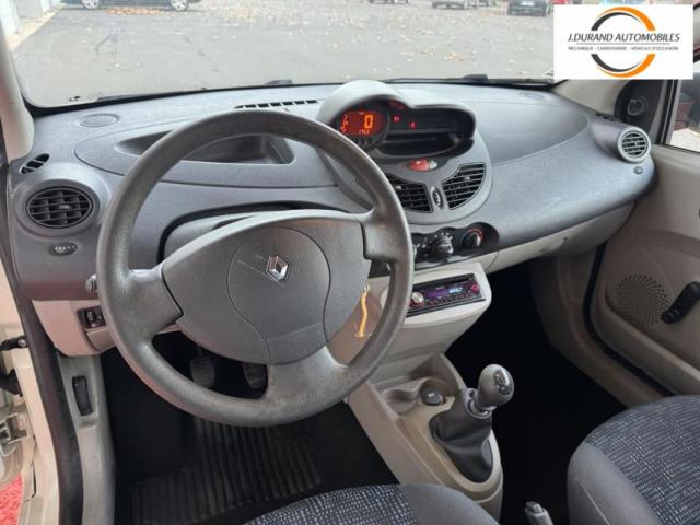 Renault Twingo image 8