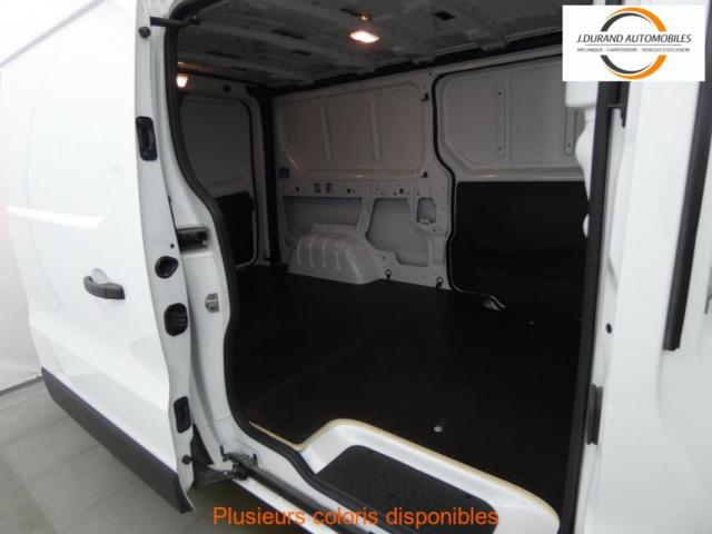 Renault Trafic image 2
