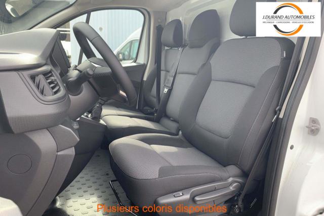Renault Trafic image 2