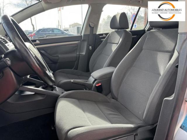 Volkswagen Golf image 9