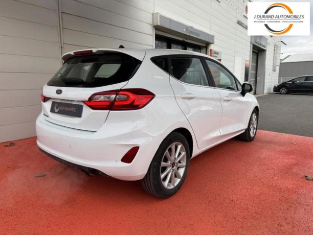 Ford Fiesta image 8