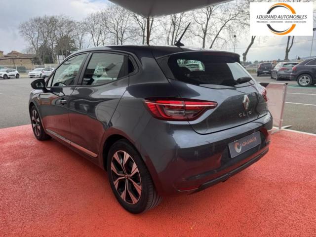 Renault Clio image 9