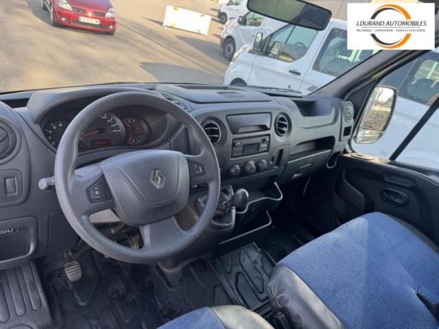 Renault Master image 1