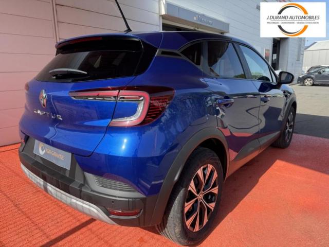 Renault Captur image 2