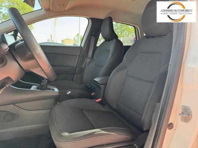 Renault Captur image 6