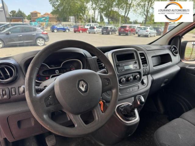 Renault Trafic image 1