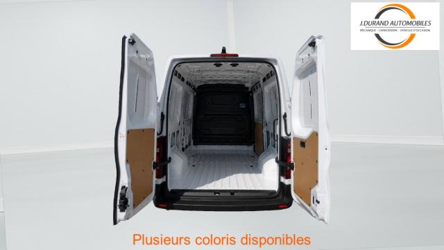 Renault Master image 2