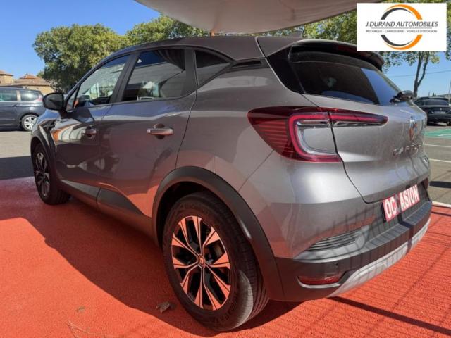 Renault Captur image 1