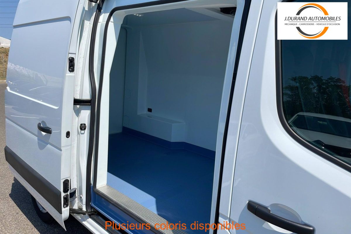 Renault Master à Bagard – photo 1