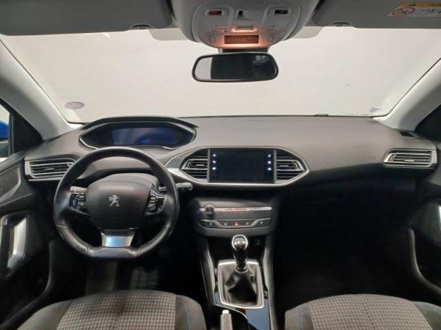 Peugeot 308 image 8