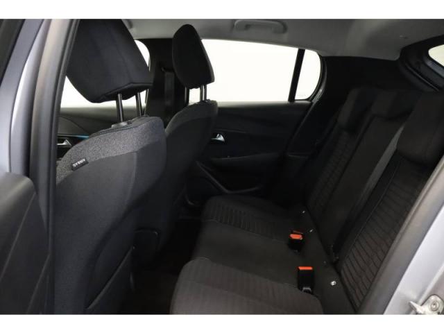 Peugeot 208 image 4