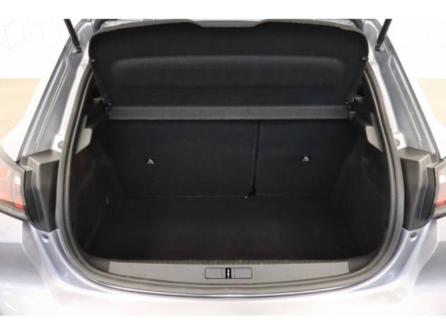 Peugeot 208 image 5