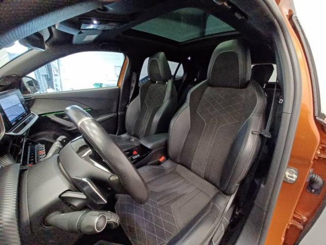 Peugeot 2008 image 3