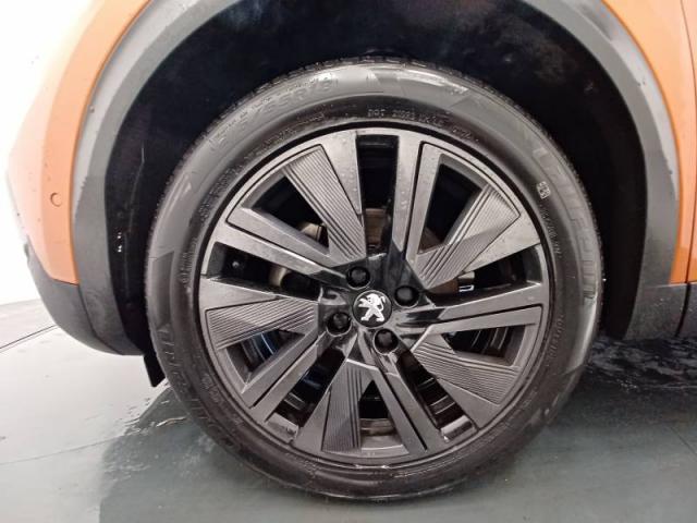 Peugeot 2008 image 8