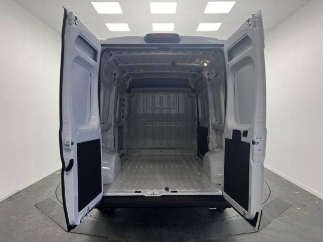 Peugeot Boxer image 3