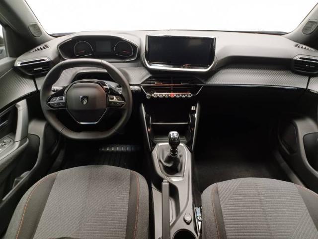 Peugeot 2008 image 8