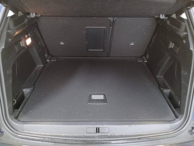 Peugeot 3008 image 2