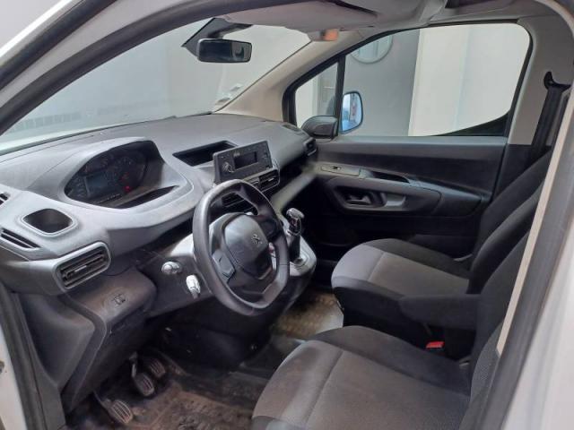 Peugeot Partner image 9
