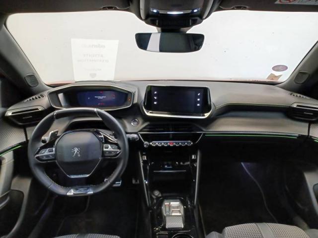 Peugeot 2008 image 1