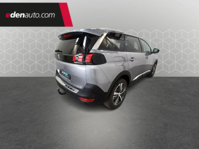 Peugeot 5008 image 1