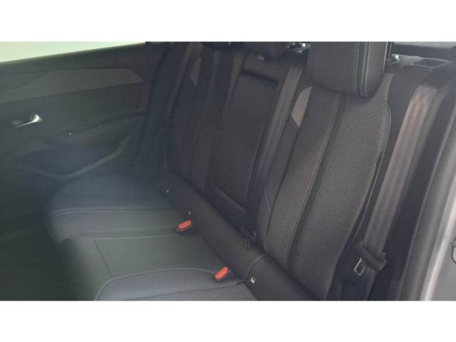 Peugeot 308 image 2