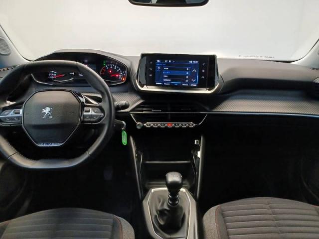 Peugeot 2008 image 6