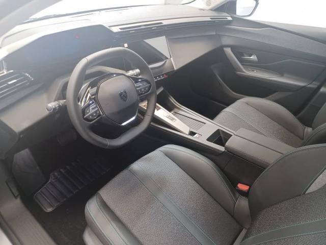 Peugeot 308 image 8