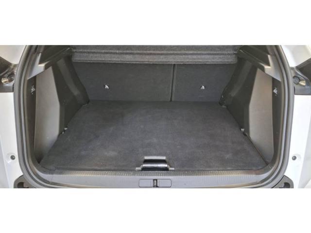 Peugeot 2008 image 4