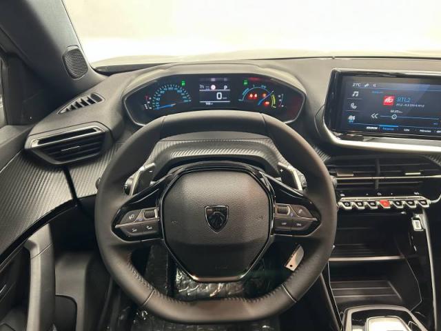 Peugeot 2008 image 5