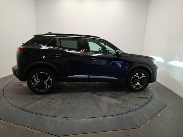 Peugeot 2008 image 2