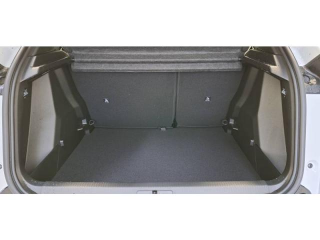 Peugeot 2008 image 3