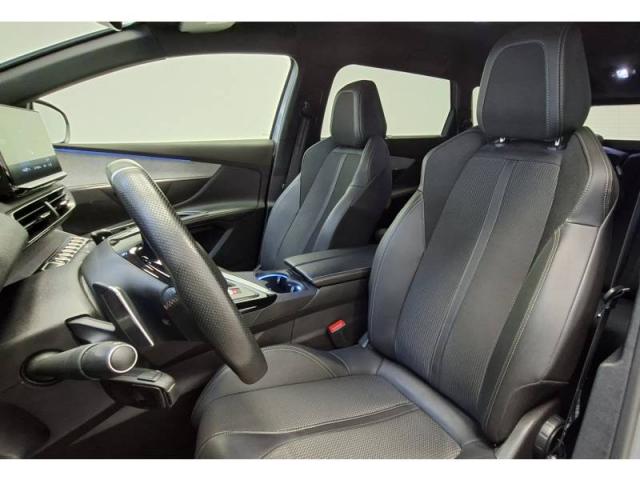 Peugeot 5008 image 1