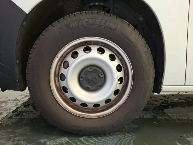 Peugeot Partner image 2