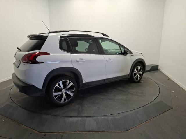 Peugeot 2008 image 3