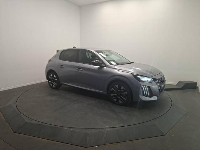 Peugeot 208 image 8