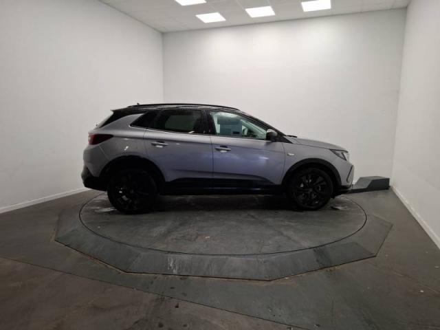 Opel Grandland image 7