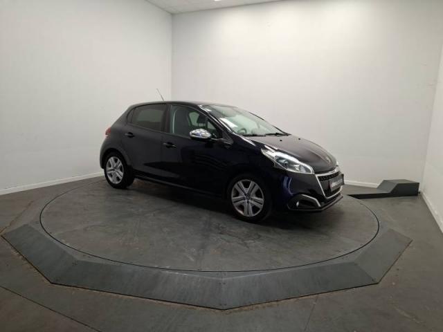 Peugeot 208 image 3