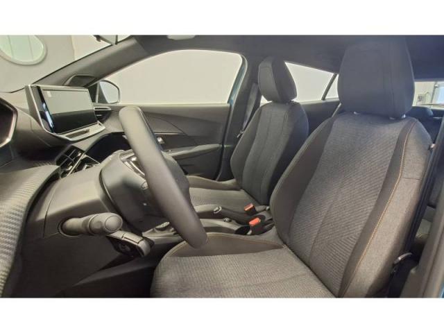 Peugeot 2008 image 9