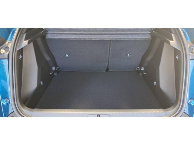 Peugeot 2008 image 4