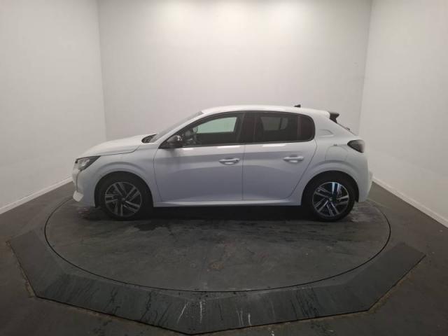 Peugeot 208 image 7