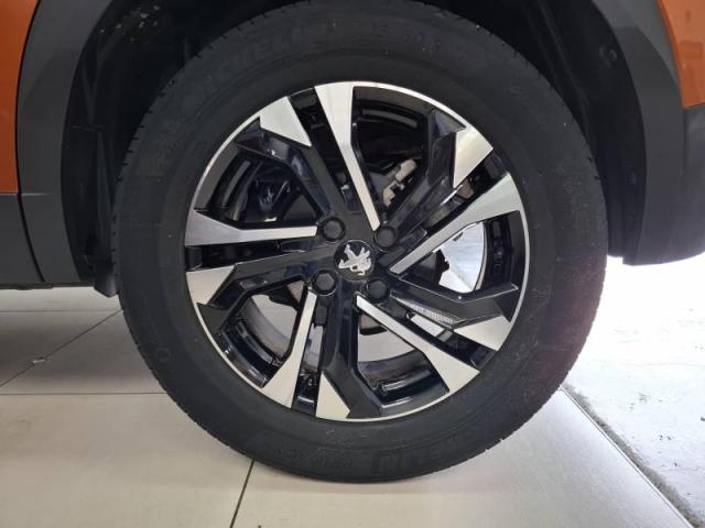 Peugeot 2008 image 1